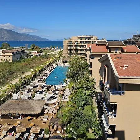 Palm * Vlorë